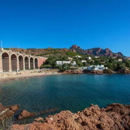 Studio 4/5 Personnes Vue Mer Au Calme - Cap Esterel, Cote D'azur Lejlighed *