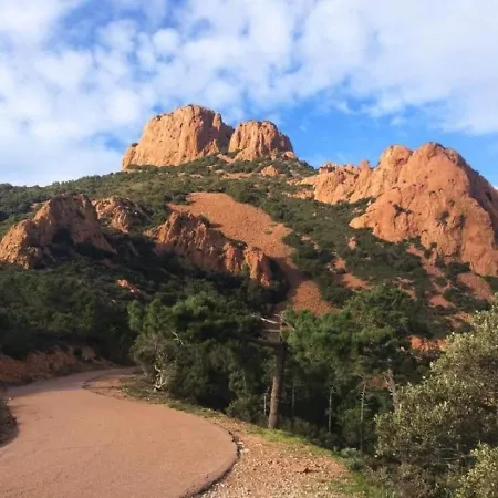 Studio 4/5 Personnes Vue Mer Au Calme - Cap Esterel, Cote D'azur